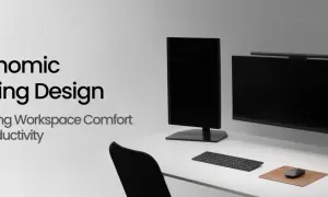 Bureau moderne avec deux écrans, clavier, souris et barre lumineuse. Le texte "Ergonomic Lighting Design" suggère une optimisation de la **norme éclairage lux** pour le confort.