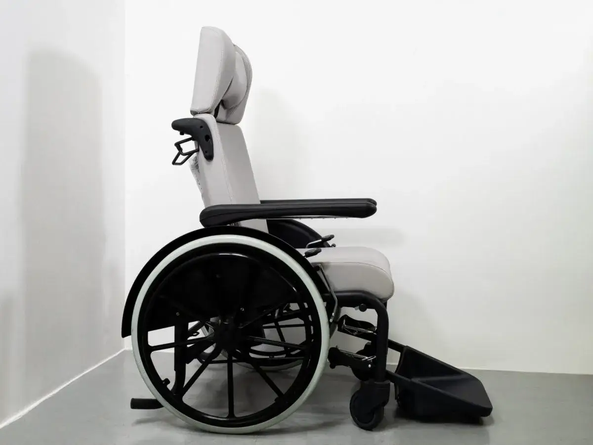 Fauteuil de bureau ergonomique médical, idéal pour le confort et le soutien. Renseignez-vous sur le remboursement.