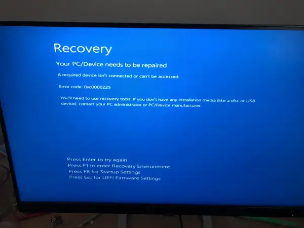 Sur son ecran pc, un message d'erreur "Recovery" indique que le PC a besoin d'être réparé, avec le code 0xc0000225.